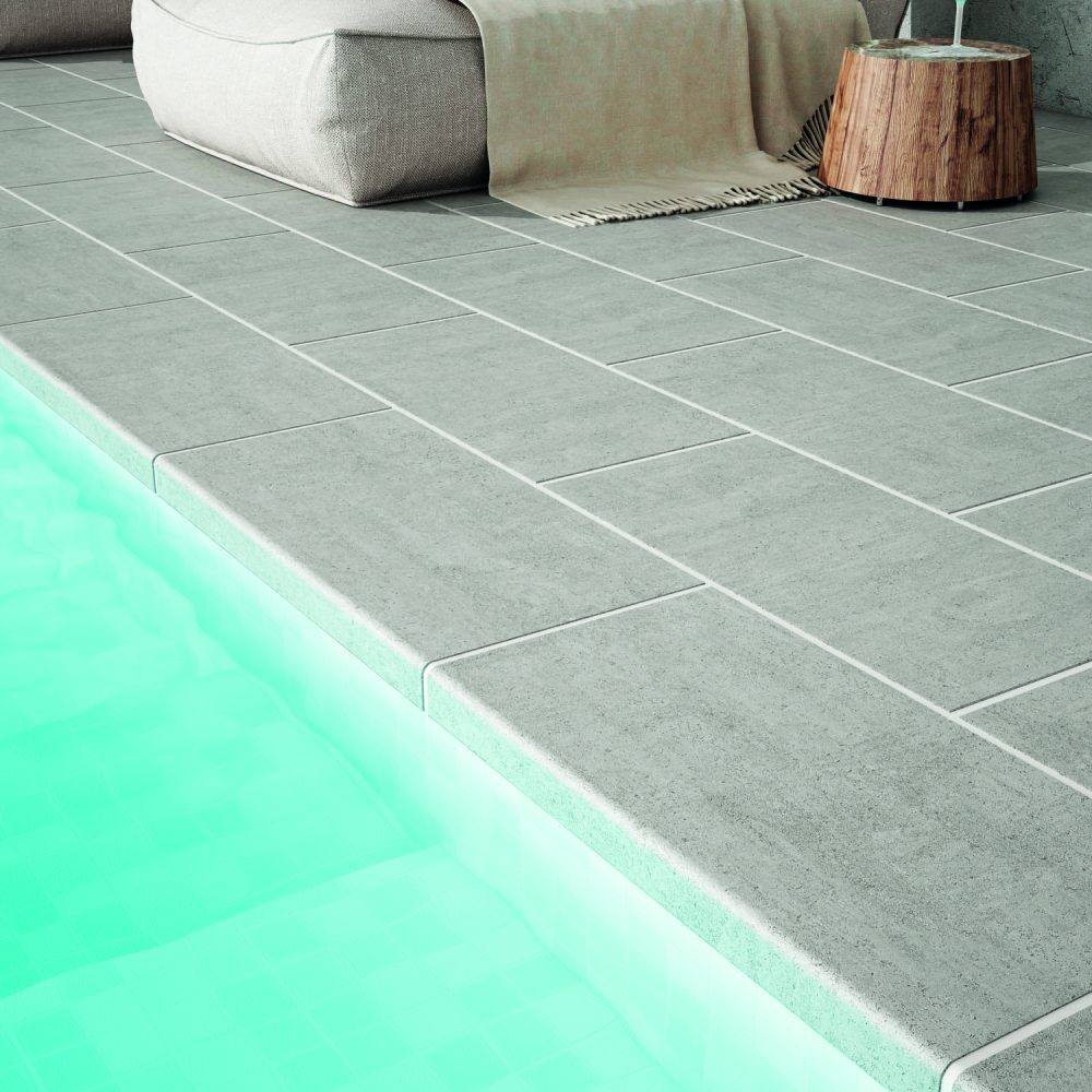 Gresmanc-Grey Pool Edge